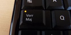 Logitech diNovo : touche Verr. Maj.